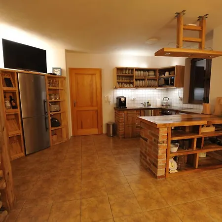 Apartmán Dvůr *