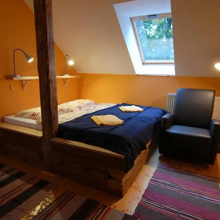 Apartmán Dvůr *
